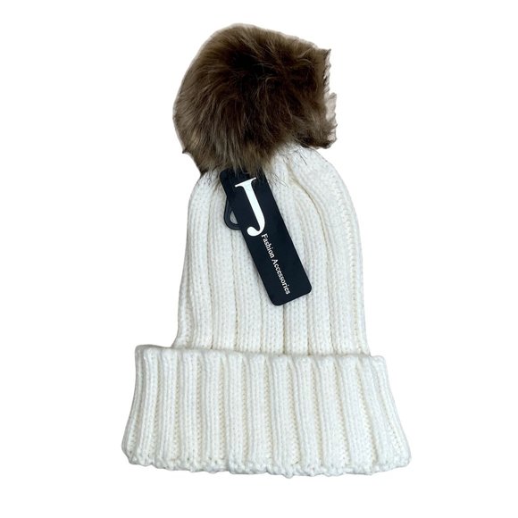 WHITE RIBBED KNITTED BEANIE W/ DETACHABLE  FAUX FUR POM-POM  - OS - Picture 2 of 3